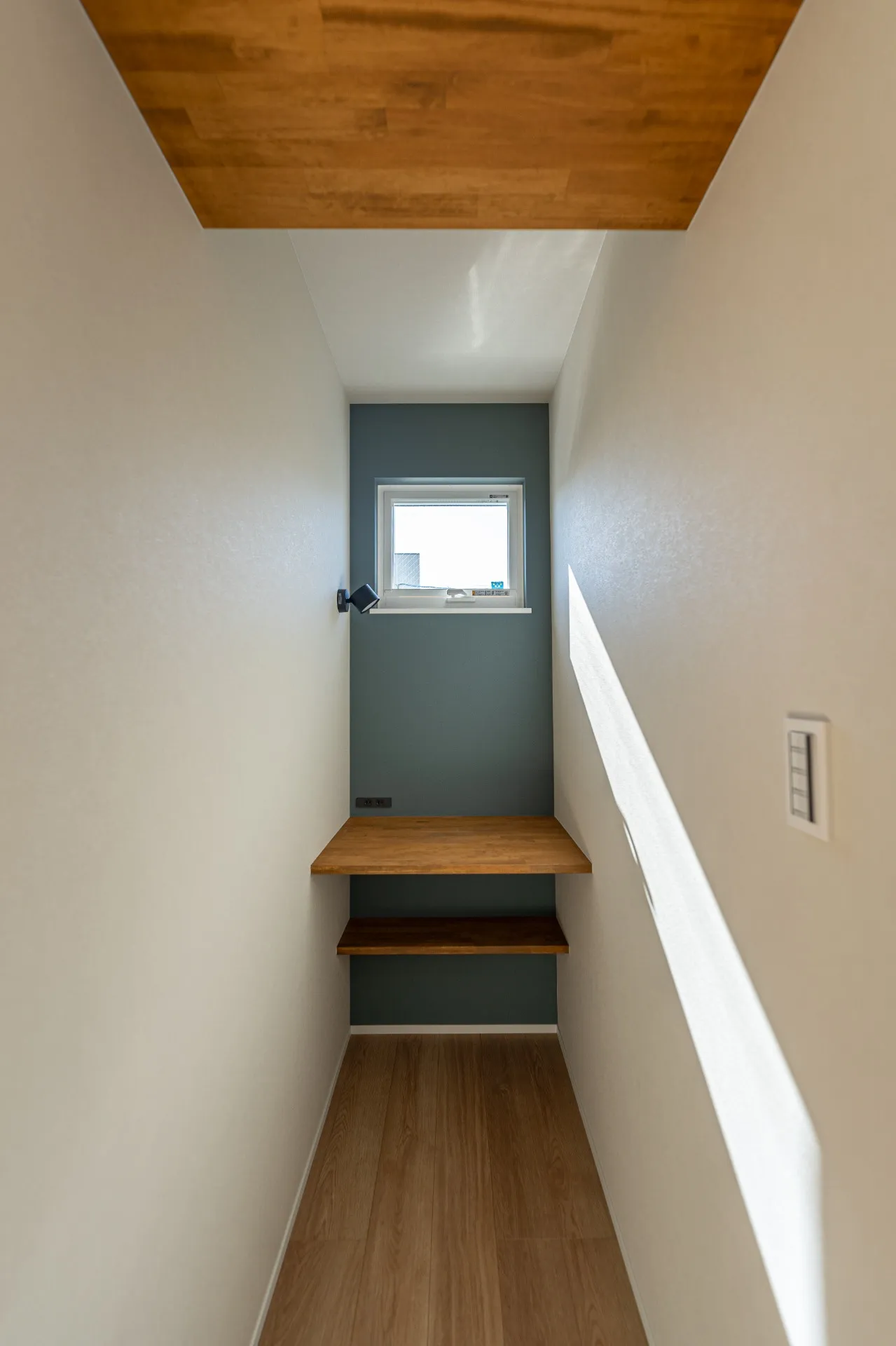 グレージュコーディネートの高性能な家